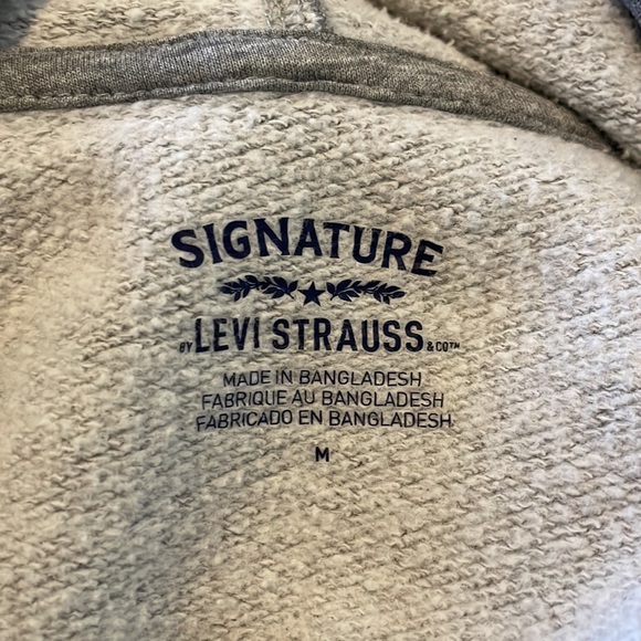 Signature by Levi Strauss Hoodie - Picture 2 of 2